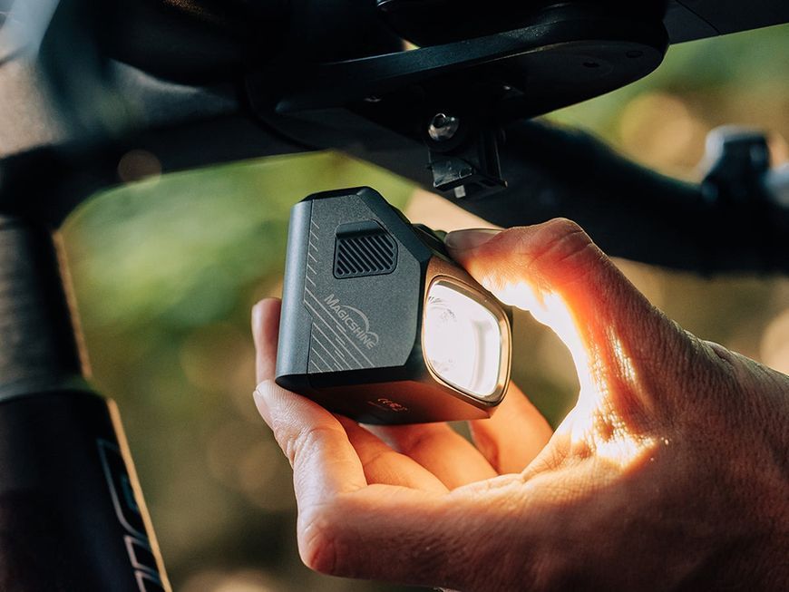 Велосвітло переднє Magicshine EVO 1100, Black (MSN BL0002)